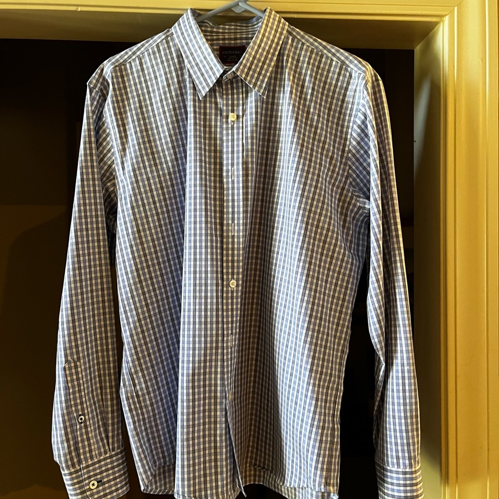 Men’s Untuckit dress shirts